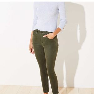 Curvy High Corduroy Skinny Pants
